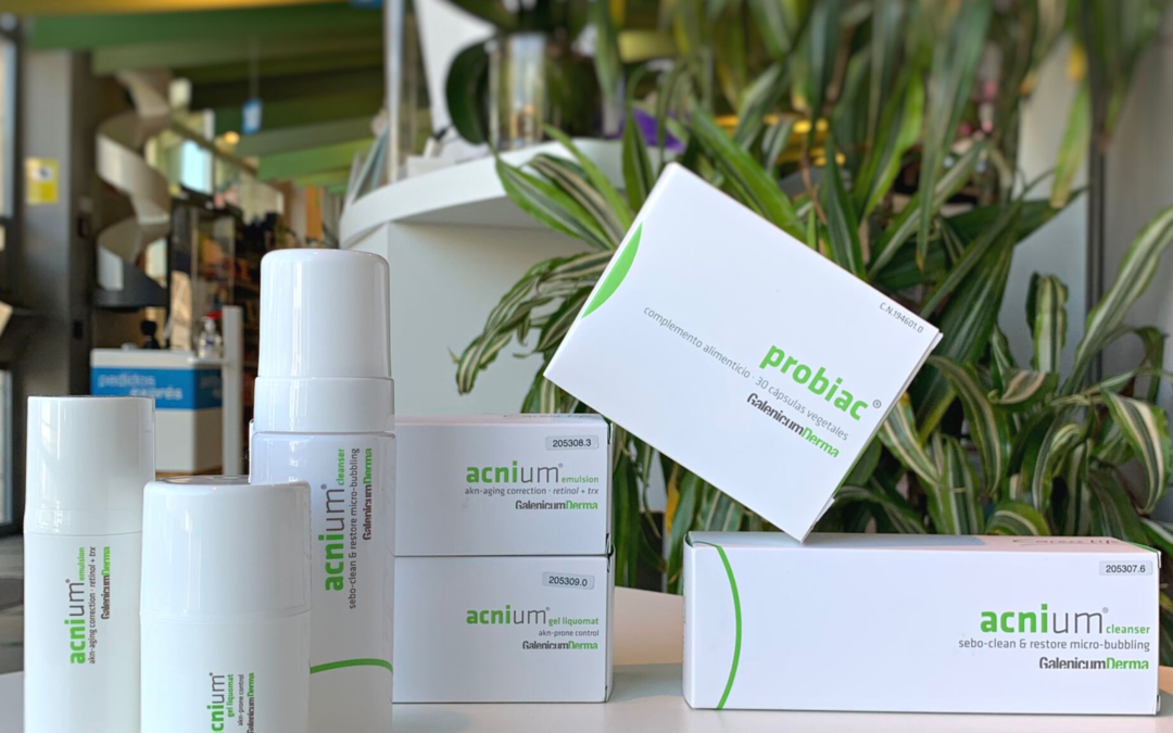 Completa el cuidado diario para el acné con Probiac y Acnium